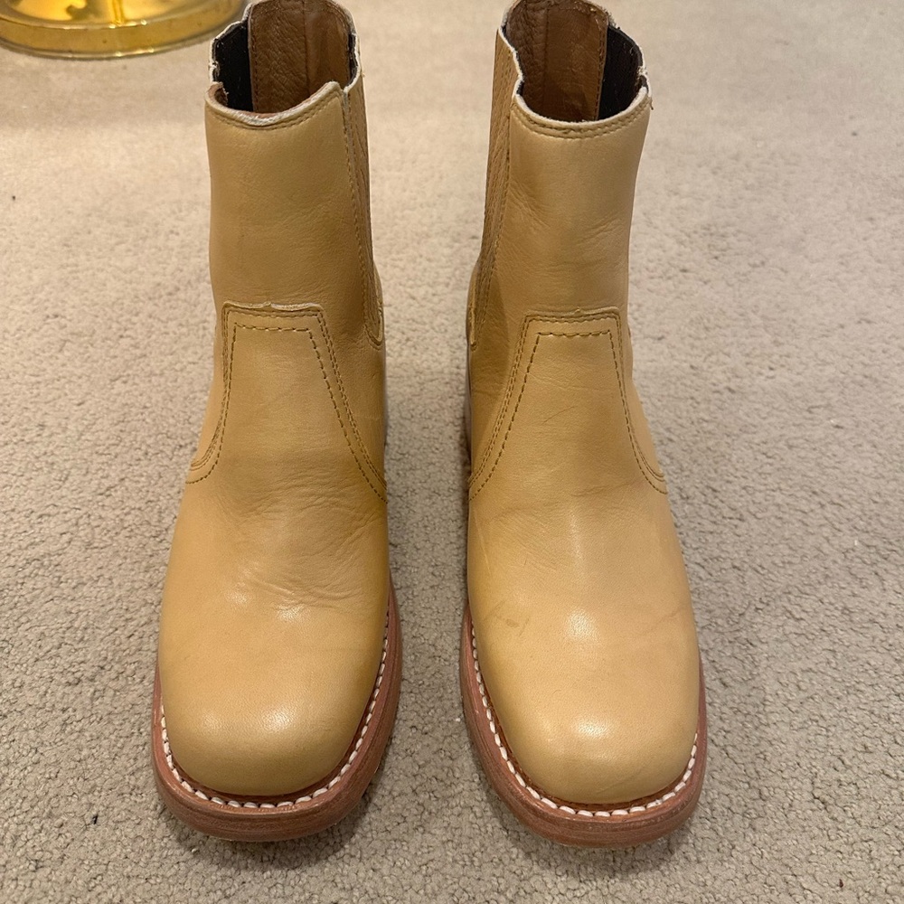 FRYE BOOTS, BRAND NEW, SIZE 7.5